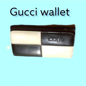 Gucci wallet